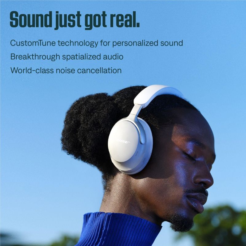 Bose QuietComfort® Ultra Noise Cancelling Headphones (White Smoke)